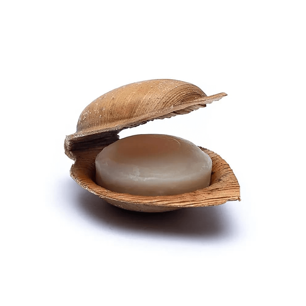 Holy Lama Rosenseife 100 g in der Palmblattschale